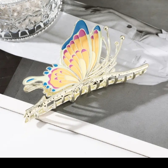 NEW BUTTERFLY HAIR CLIP/CLAW - Picture 7 of 8